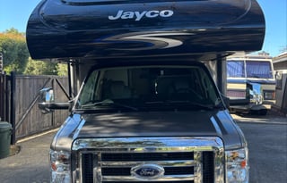 Family-Ready Jayco  — Comfort, Bunks & Adventure!