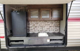 Let's Hookup Rentals