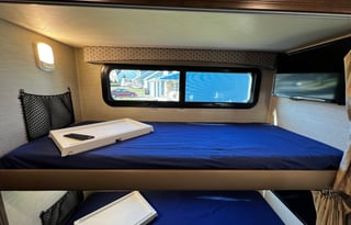 Jayco Greyhawk 31FS - Bunkhouse!