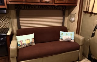 Adventure Ready RV | Sleeps 10 | Backup+Side Cams|