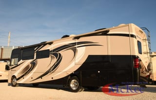 2018 Thor Motor Coach Miramar 37.1