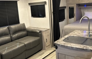 "Thompson" Easy Tow!  Great for Small Families