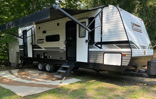 Your Glamping Adventure starts here!!