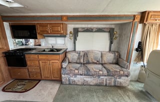 2000 Holiday Rambler Ambassador 34PBS