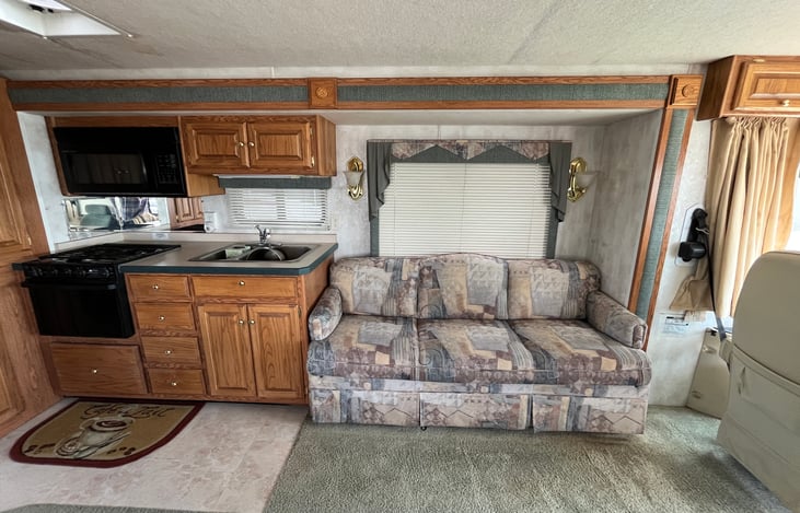 Plenty of room for cooking. Nice big and powerful microwave