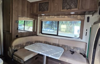 2019 coachmen freelander 21rs