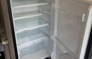 2022 Zinger  sleeps 10 COMFORTABLY!