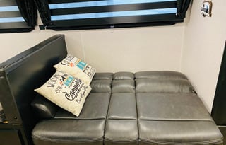 DELIVERY ONLY! 3-BUNK BEDROOM!Family Friendly!