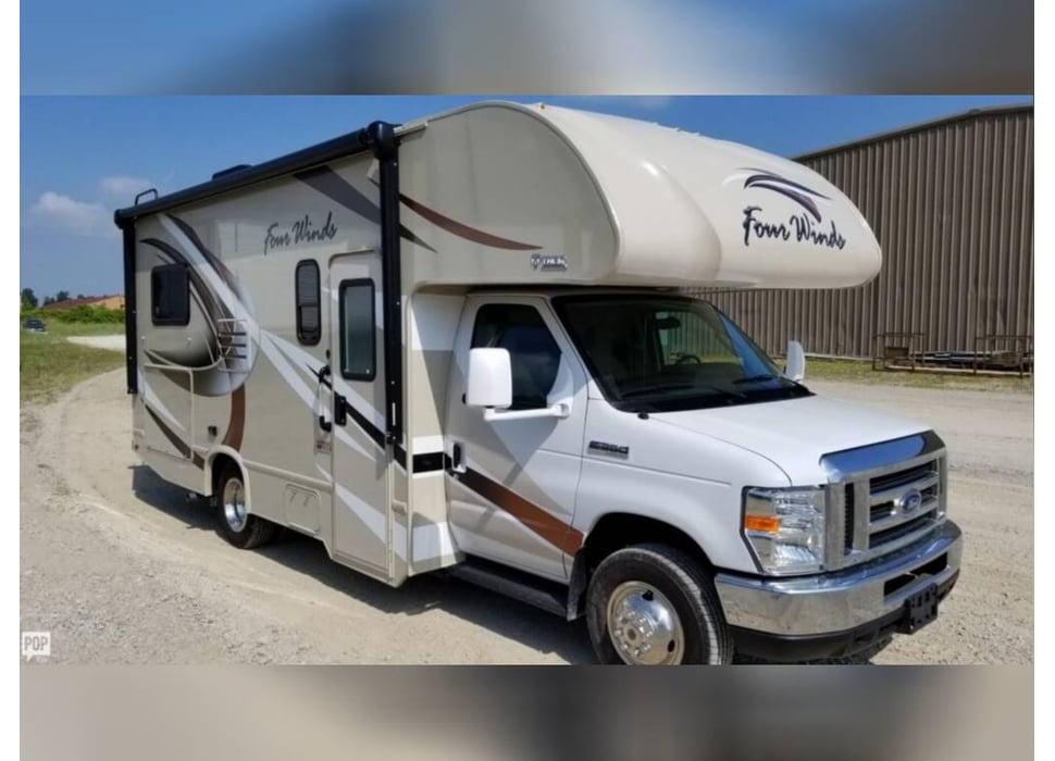 Class C Motor Home rentals in Grandville