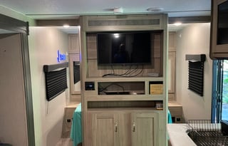 2021 Coachmen RV Freedom Express Select 29SE