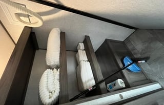 "KOOL KODIAK" 2021 Dutchmen Kodiak 27SBH