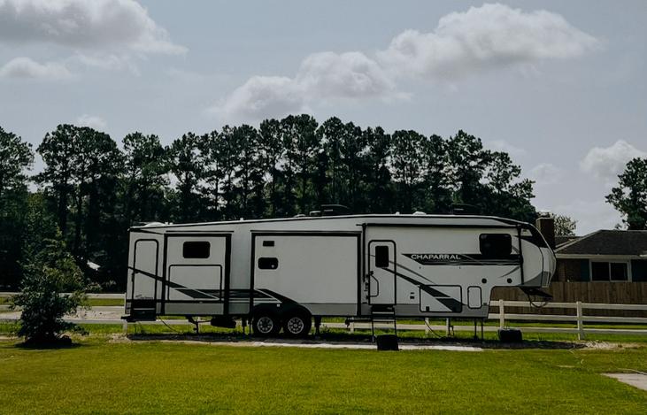 Big and spacious for the whole family
👨🏻👩🏼👦🏻🧒🏻👱🏻♀️