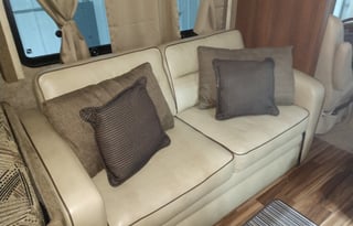 Sharing my 2nd home.