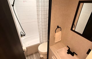 2024 Jay Flight | Sleeps 8 | Delivery Available