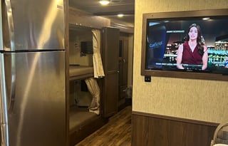Beautiful Coachmen RV Mirada 35ft Bunk House