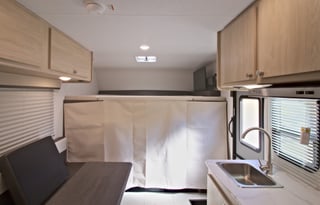 2026 Coachmen Leprechaun 24ft