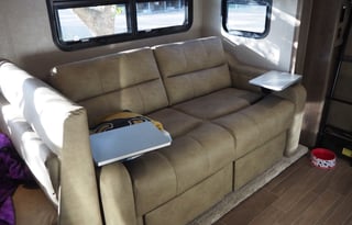 Louisiana Lady full of amenities and pet friendly