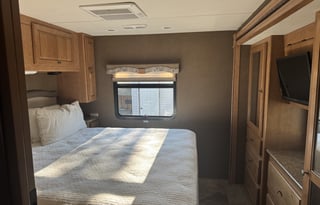 2015 Thor Motor Coach Windsport 34F
