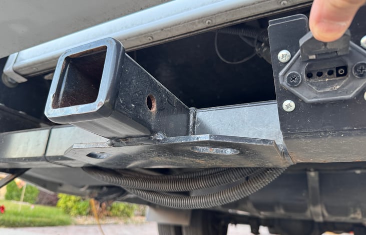 2" ball receiver with trailer wiring connection.  Hitch weight 8,000 lbs.