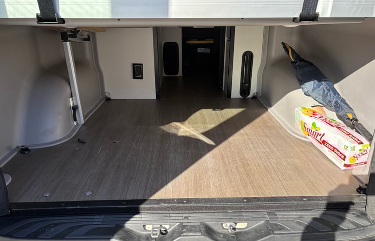 Cargo space under bed, could also make bed here.