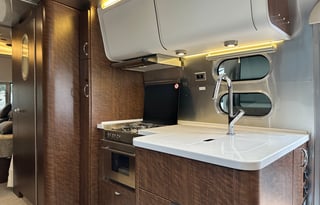 2020 Airstream RV Globetrotter 25FB