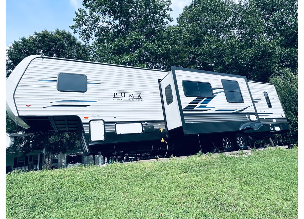 Fifth Wheel rentals in Wilder