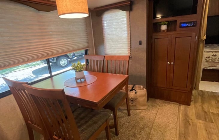 Table extends to add more room