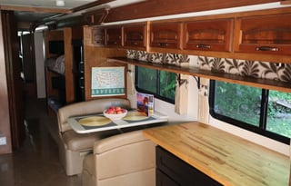 King-Size StarLink Class-A Cruiser!