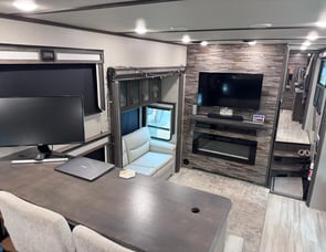 Grand Design Solitude 390RK