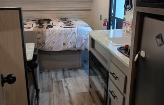 2024 Dutchmen RV Coleman Lantern LT Series 17B