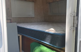 2011 KZ Sportsmen M19BH