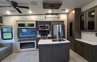 Luxury Camping with Comforts of Home