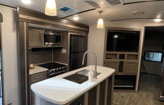 2021 Keystone RV Sunset Trail 331BH