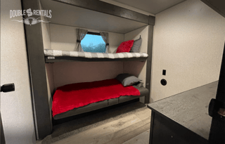 SPORTSMEN DESTINATION Bunkhse w/ Priv King Master!