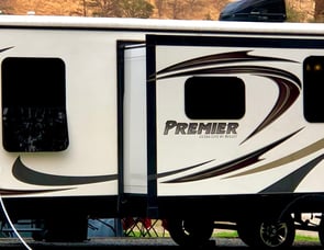 Keystone RV Premier Ultra Lite 29BHPR
