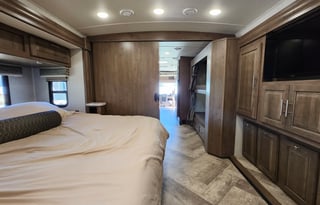 2020 Forest River RV Georgetown -2 full bathrooms!