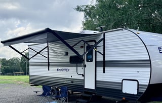 Gulf Stream Enlighten 27BHS-2025 Sleeps 6