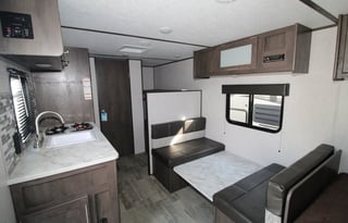 2021 Coleman The Americana LE Series Sun Valley