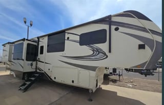 Shania Solitude Luxury Sleeps 6, washer&dryer,HUGE