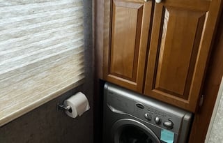 Max Mileage, Off Grid Solar, sleeps 8, 2 slides;