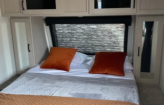 Family friendly 25' RV Trailer with everything you need for an amazing time