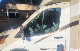17 MPG 2017 Thor Motor Coach Compass 23TB