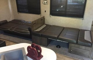 2019 Dutchmen RV Coleman Lantern Series 262BH