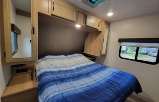 Winnebago Spacious Luxury with Bunkhouse and Slide