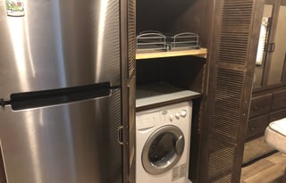 2018 Thor Hurricane 34R