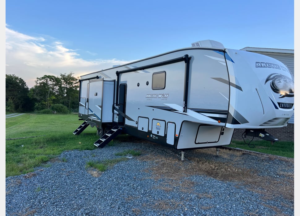 Fifth Wheel rentals in Crownsville