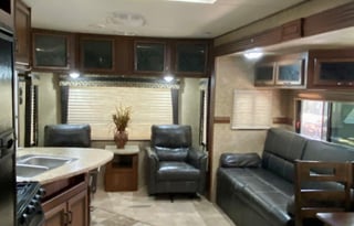 Comfy Zinger 32ft Crossroad, Clean and Fun!