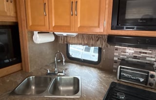 2015 Coachmen RV Pursuit 33 BH