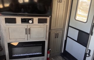 Luxury Raptor 428 • Dual Decks • Sleeps 7•