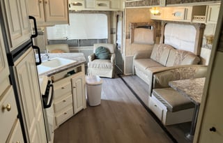 RV right off of I-10 with 6 Acre Pond